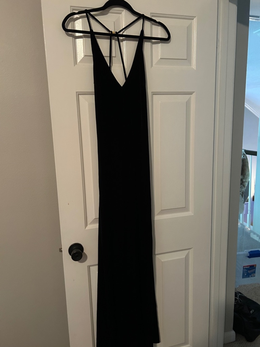 Jessica McClintock Black V-Neck Strappy Evening Gown